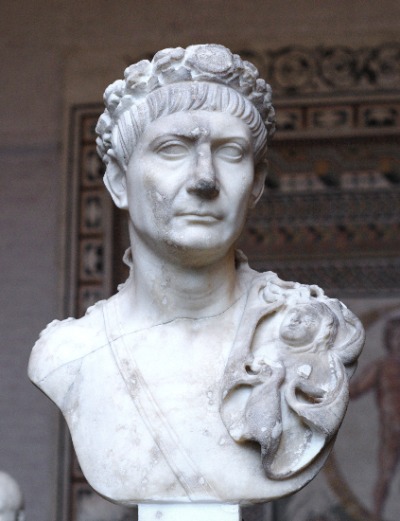 Kaiser Trajan Büste München