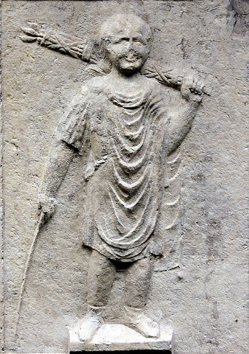 Ein römischer Diktator wurde von 24 Liktoren begleitet. Liktor Relief in Verona