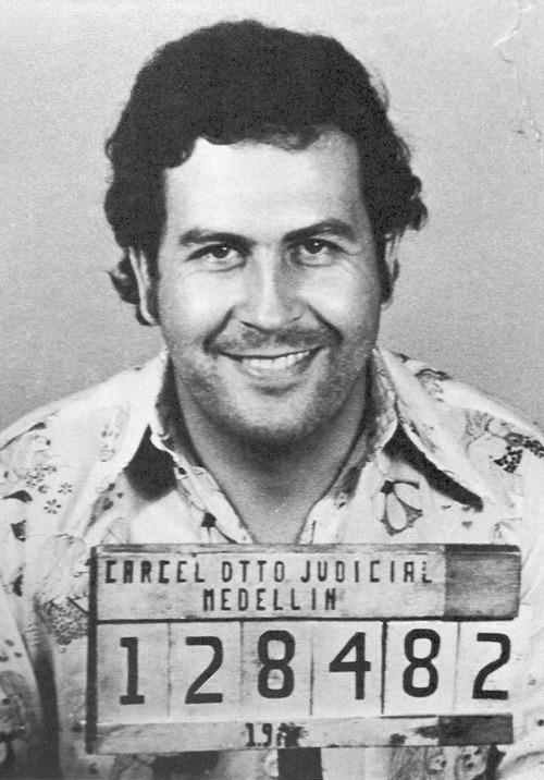 Pablo Escobar verdiente sein Geld mit Kokain. Pablo Escobar
